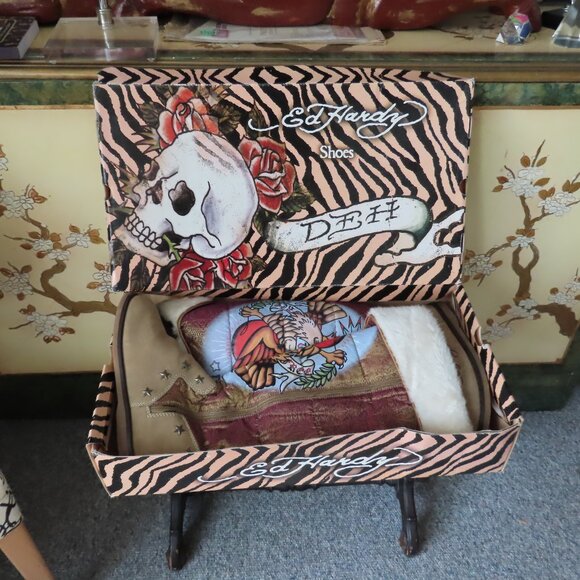 ED HARDY KNEE HIGH LINED BOOTS NEW wotag - Picture 2 of 15